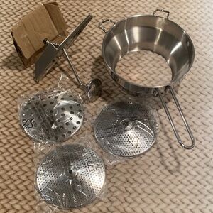 Stainless Steel Food Mill with Discs